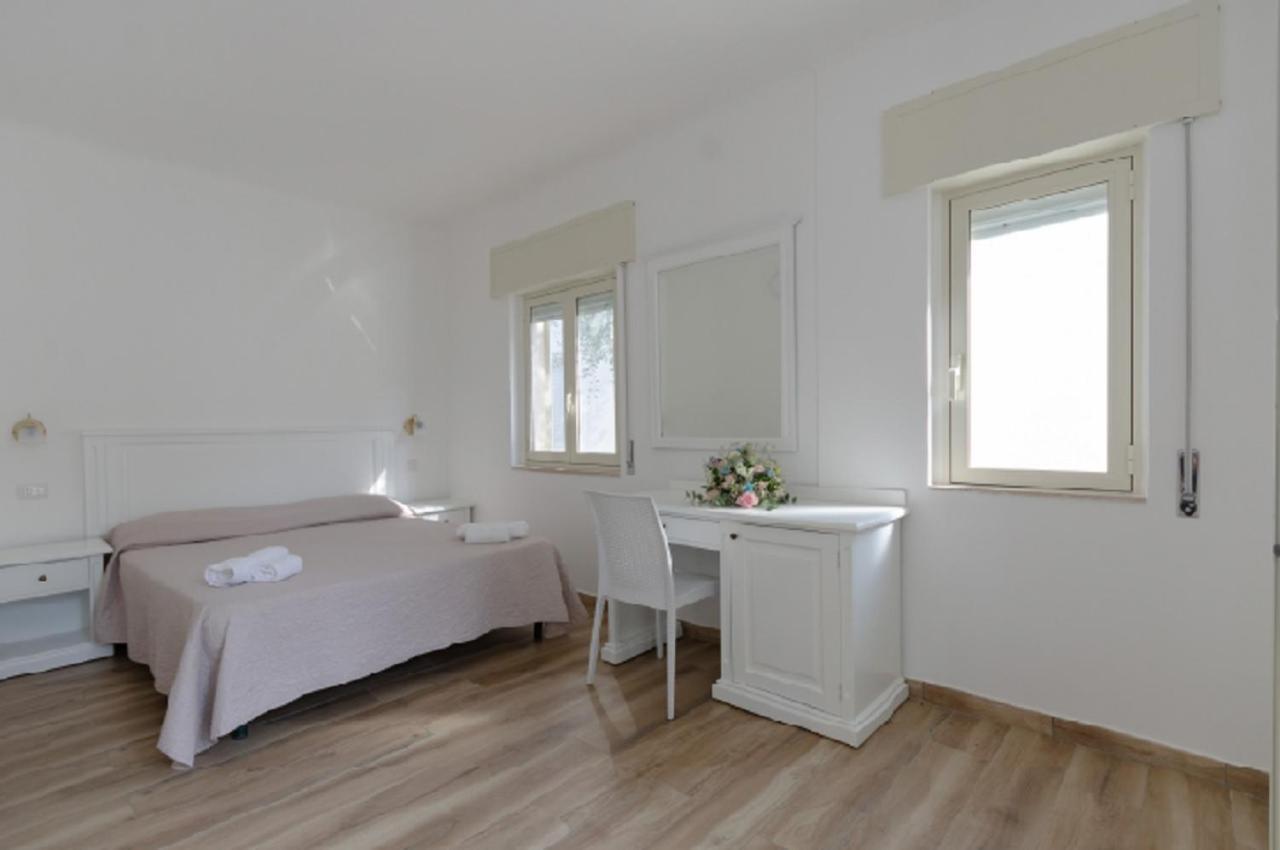 Hotel Il Melograno Mattinata Εξωτερικό φωτογραφία