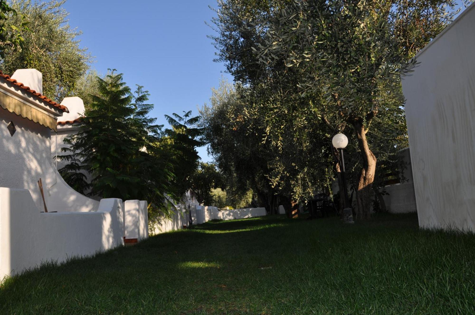 Hotel Il Melograno Mattinata Εξωτερικό φωτογραφία