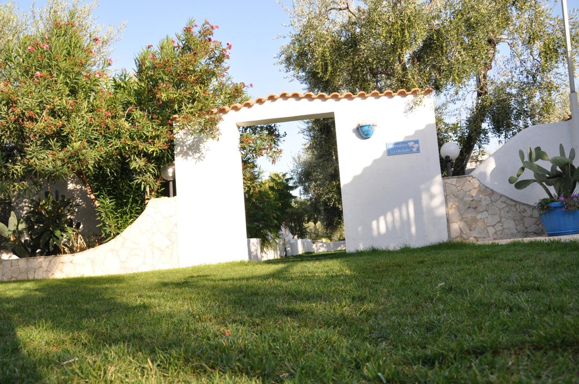Hotel Il Melograno Mattinata Εξωτερικό φωτογραφία