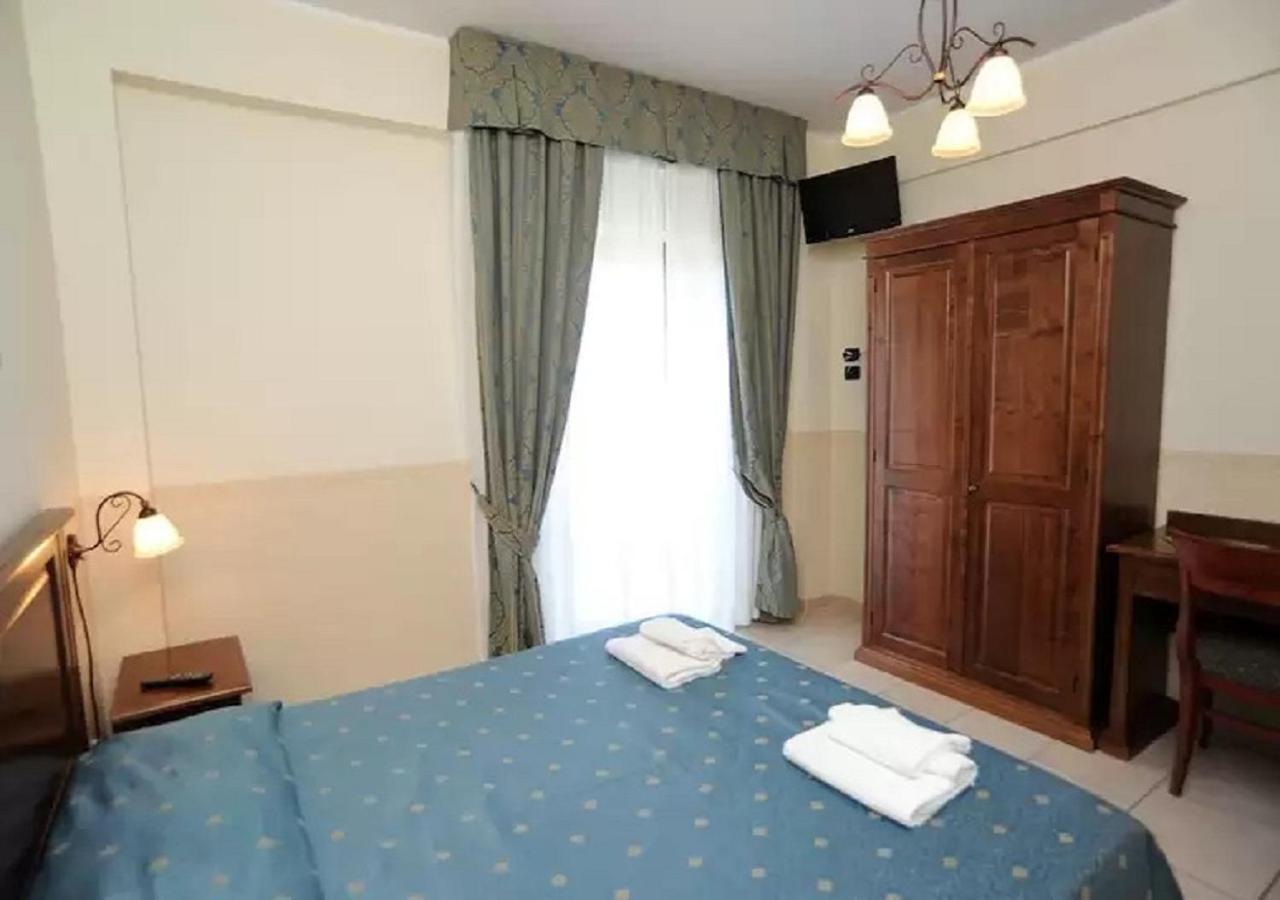 Hotel Il Melograno Mattinata Εξωτερικό φωτογραφία